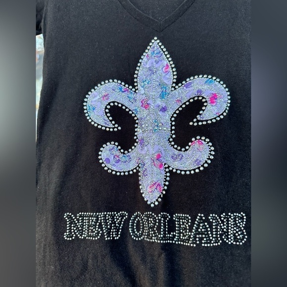 New Orleans Black Tee Shirt Womens Small Embellished Metallic Fluer-de-lis - Picture 8 of 14